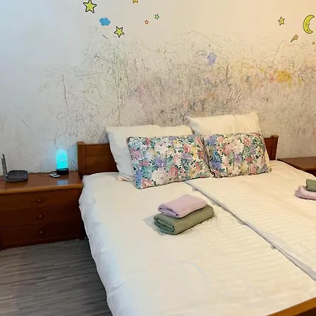 Cozy Studio In Neighbourhood With Prague Apartament Beroun (Central Bohemian)